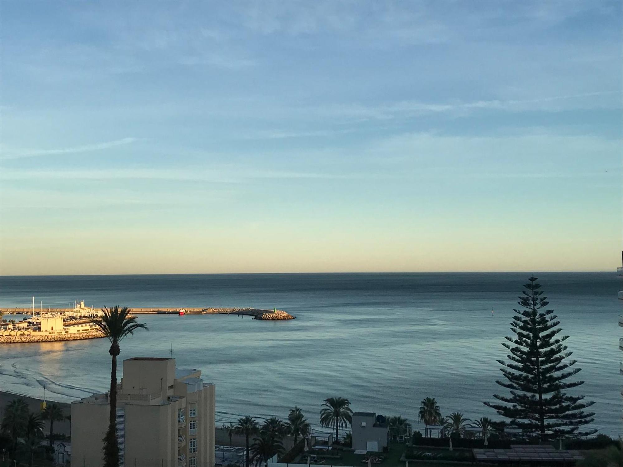 Vistas Al Mar Y Al Puerto Deportivo Leilighet Benalmádena Eksteriør bilde