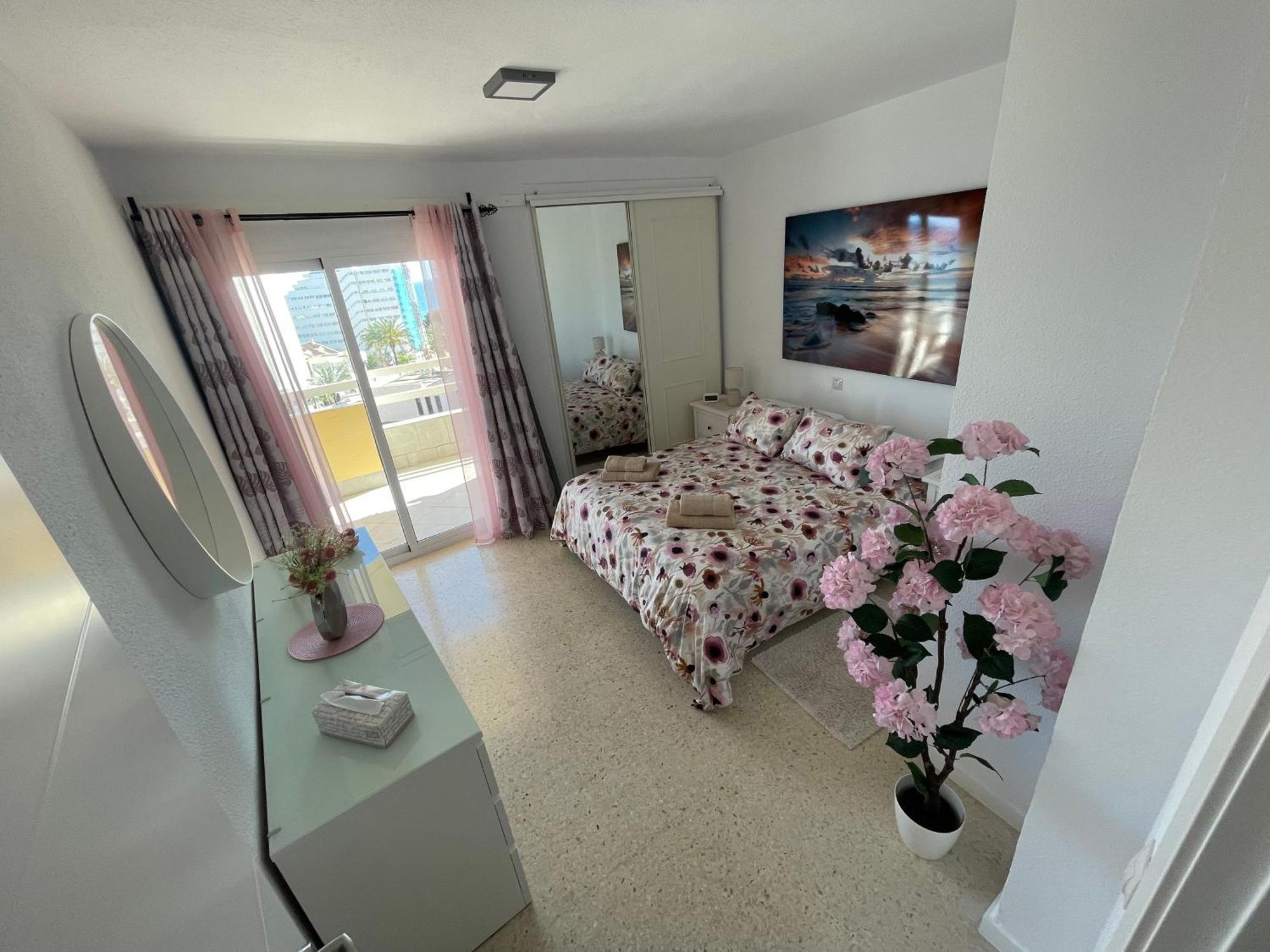 Vistas Al Mar Y Al Puerto Deportivo Leilighet Benalmádena Eksteriør bilde